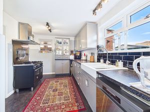 Photo 14- click for photo gallery